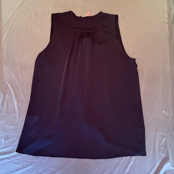 Eight Sixty Black Sleeveless Button Front Blouse with tie neck Size 2X - Picture 2 of 10